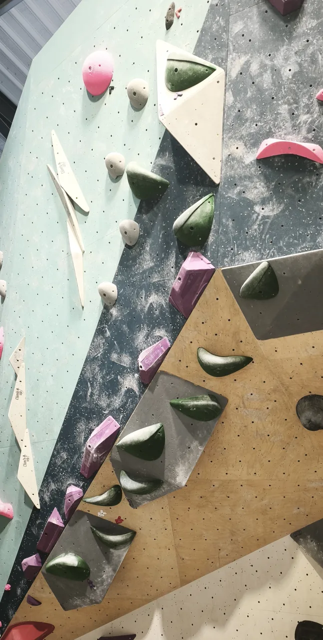 Bloc d'escalade photographié, prises détectées par Topo